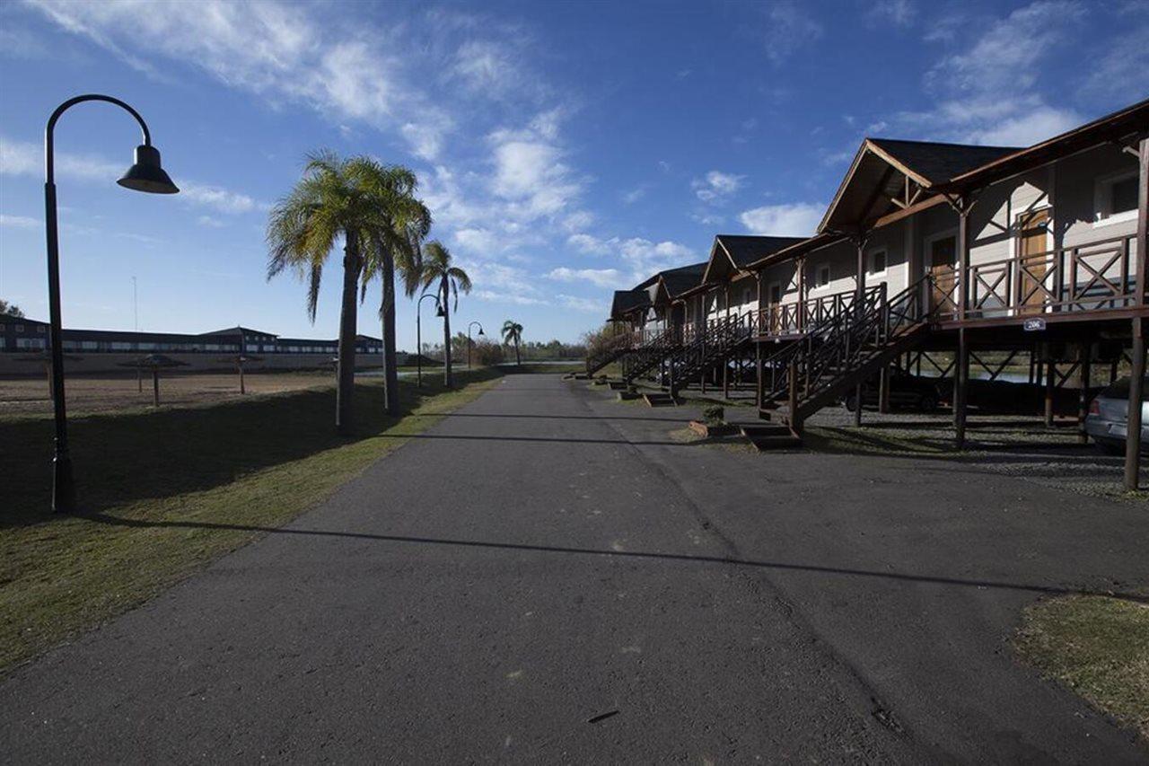Howard Johnson Marinas & Resort San Pedro  Exterior photo